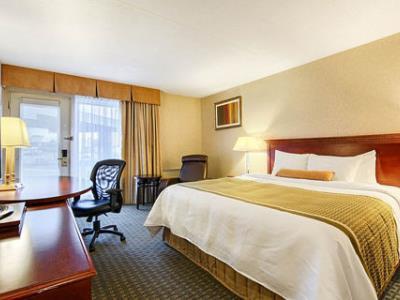 Quality & Hotel 3*